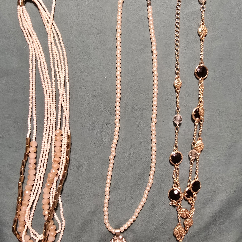 Charming Charlie/Cato Necklace Lot